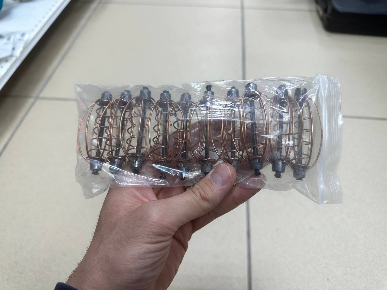 Кормушка для фидерной рыбалки металлическая